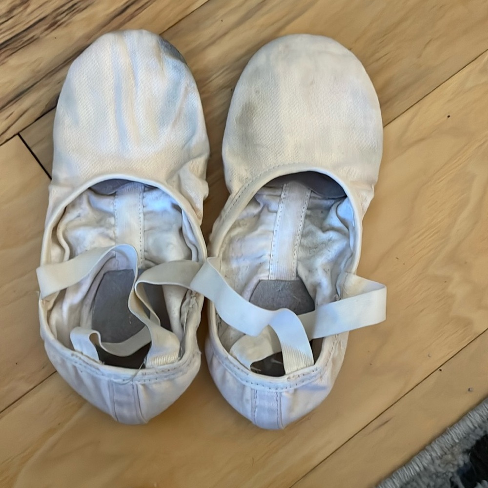 Used ballet flats